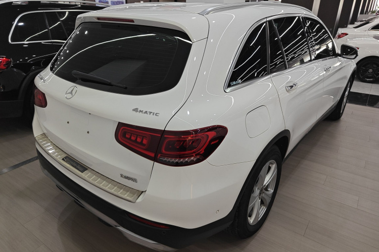 奔驰GLC 2020款 改款 GLC 260 L 4MATIC 动感型车身外观7