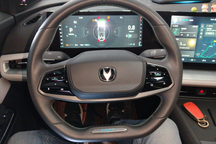 长安UNI-T 2023款 第二代 1.5T 尊贵型中控内饰13