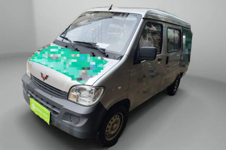 五菱汽车 五菱之光 2023款 1.5L 实用型 5/7座车身外观1