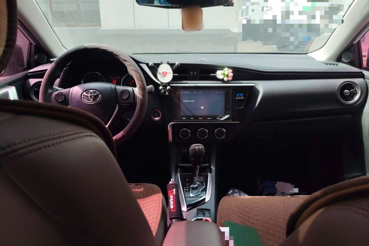 丰田 卡罗拉 2018款 1.2T S-CVT GL-i智辉版中控内饰12