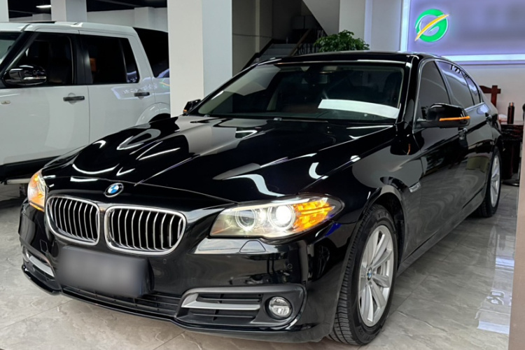 宝马5系 2017款 520Li 典雅型车身外观6005