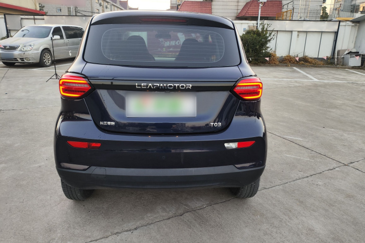 零跑汽车 零跑T03 2021款 400轻享版 三元锂车身外观6008