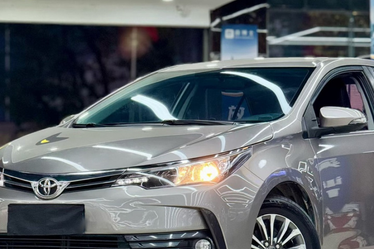 丰田 卡罗拉 2018款 1.2T S-CVT GL智享版车身外观6002