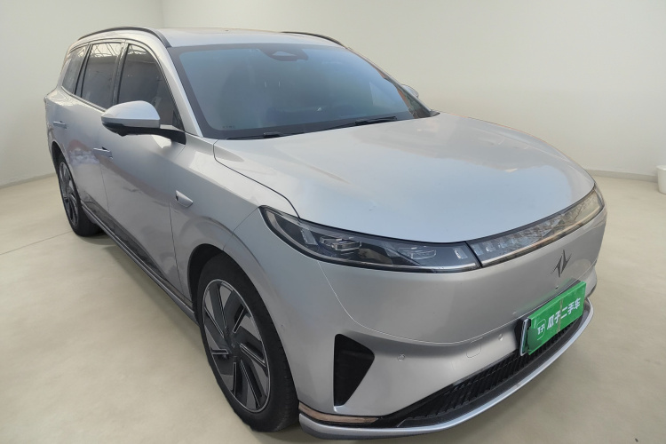 东风奕派 eπ008 2024款 636Max纯电版 6座车身外观3