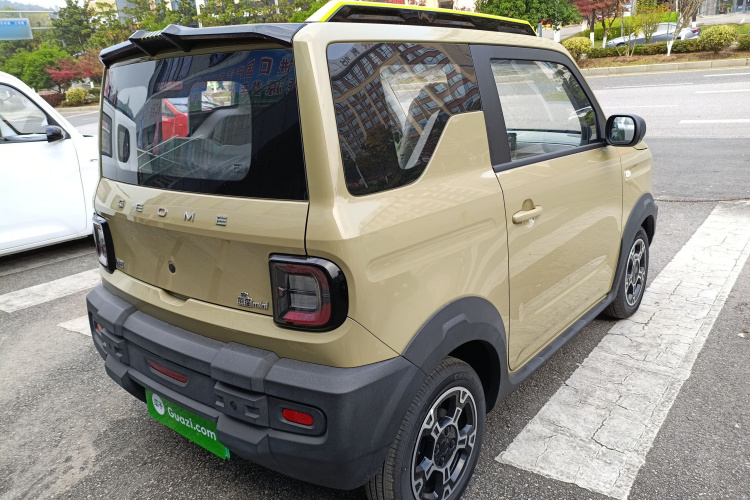 吉利银河 2025款 210km 熊猫骑士车身外观7