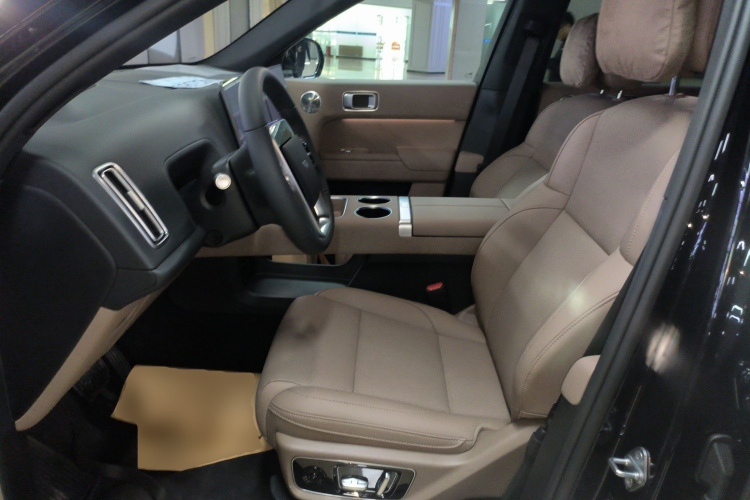 理想汽车 理想L7 2025款 Ultra 智能焕新版局部细节19