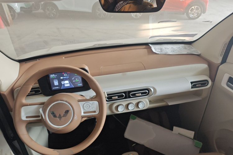 五菱汽车 宏光MINIEV 2024款 第三代 215km 青春版中控内饰7002