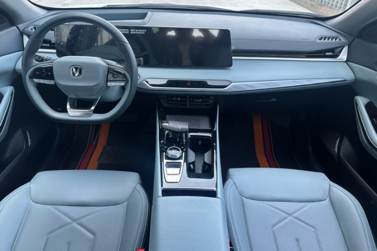 长安 锐程PLUS 2023款 1.5T DCT领航型中控内饰7001