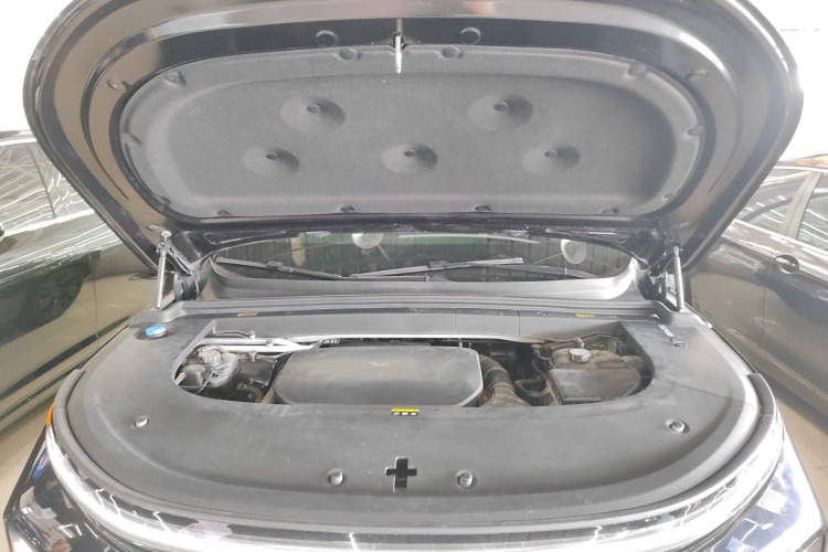 理想汽车 理想L6 2024款 Pro机舱底盘24