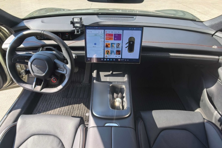 小米汽车 小米SU7 2024款 后驱超长续航高阶智驾Pro版中控内饰7002