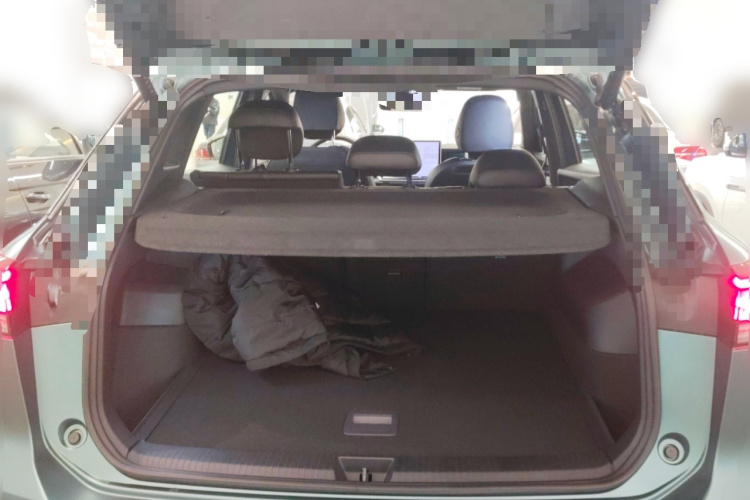 大众 2025款 探岳L 330TSI 两驱精英City包中控内饰23