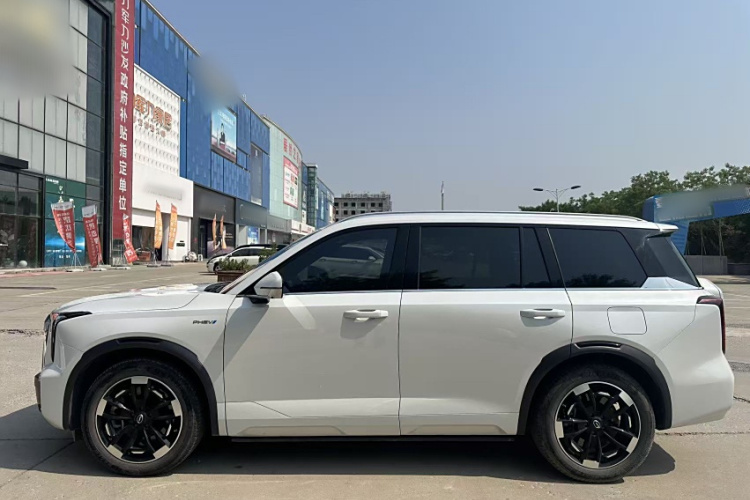 广汽传祺 传祺ES9 2024款 PHEV 143km 旅行者 Max车身外观6004