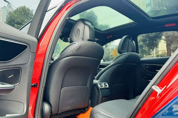 奔驰C级 2022款 改款 C 260 L 运动版中控内饰7002