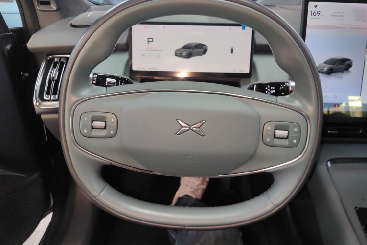 小鹏P7+ 2024款 限定版 Max中控内饰13