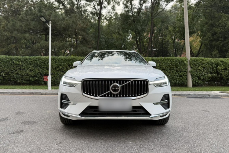 沃尔沃XC60 2025款 B5 四驱智远豪华版车身外观6005