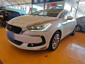 DS 5 2015款 1.6T 雅致版THP160