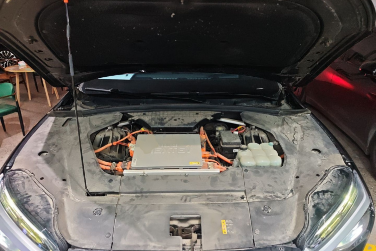 蔚来ES8 2020款 580KM 七座版局部细节24