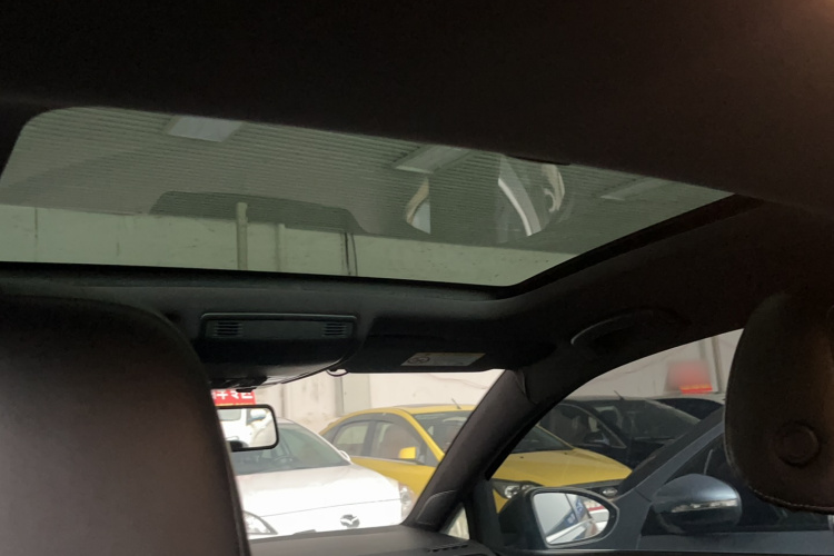 大众 高尔夫 2017款 280TSI 自动R-Line百万辆纪念版中控内饰7003