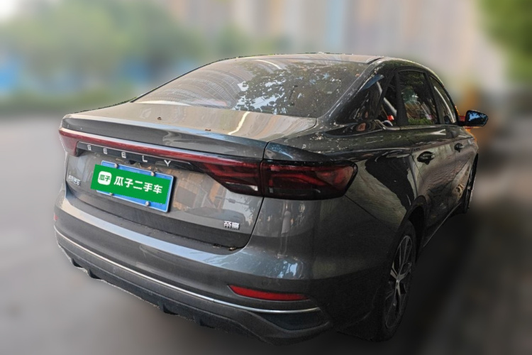 吉利汽车 帝豪 2023款 第4代冠军版 1.5L CVT尊贵型车身外观6005