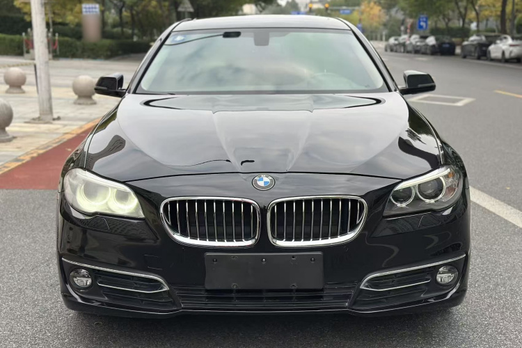 宝马5系 2014款 525Li 豪华设计套装车身外观6001