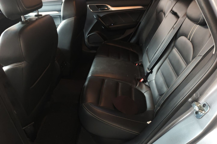 名爵6新能源 2018款 45T E-DRIVE智驱混动PILOT超级互联网版中控内饰21