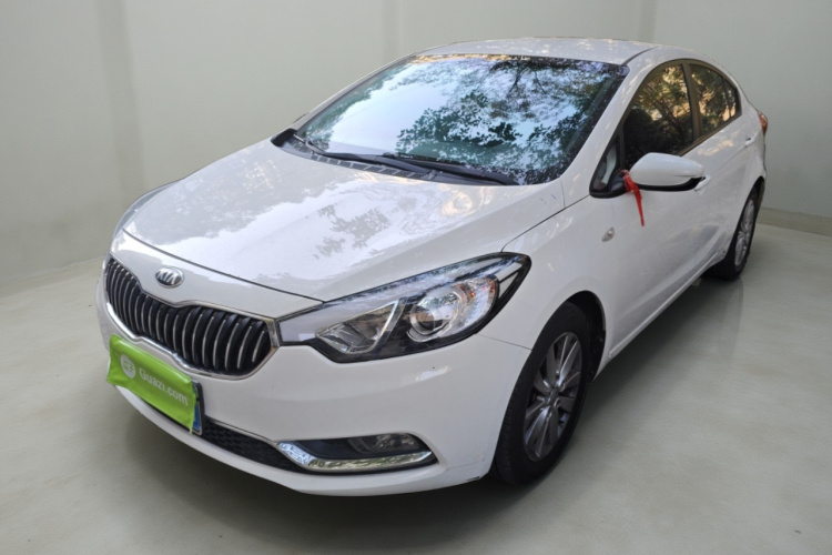 起亚K3 2015款 1.6L 自动GL车身外观1