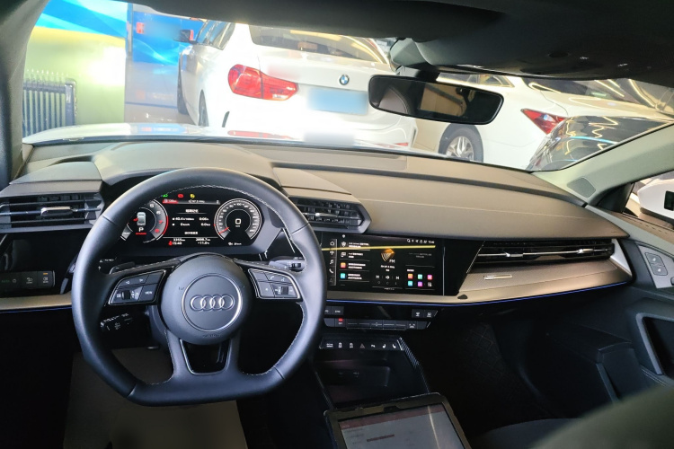 奥迪A3 2024款 A3L Limousine 35 TFSI 豪华运动型中控内饰12