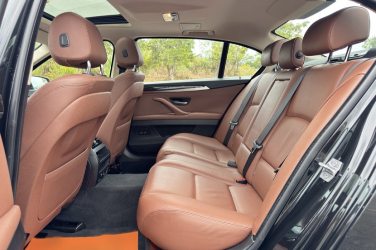 宝马5系 2014款 525Li 领先型中控内饰7002