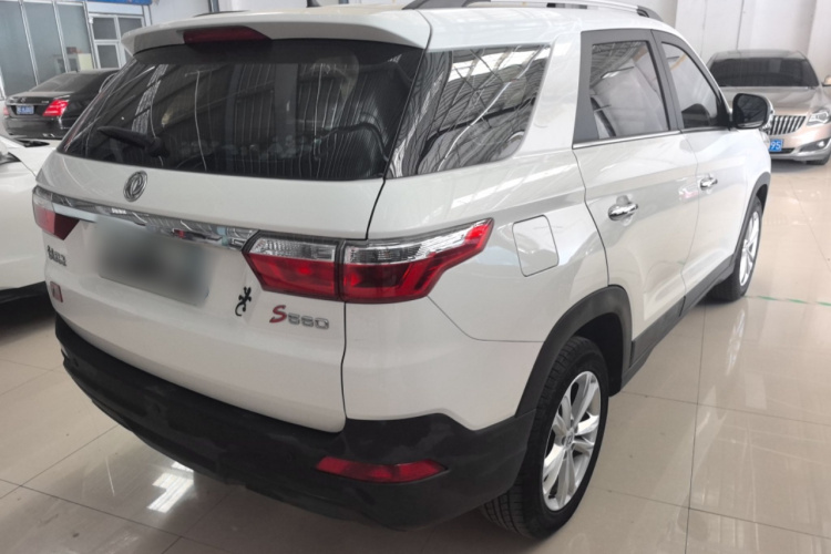 东风风光 风光S560 2019款 1.8L CVT精英型车身外观7