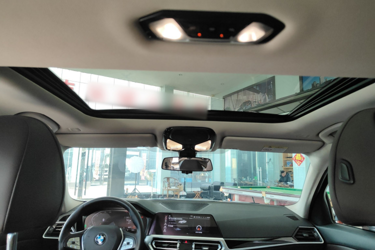 宝马3系 2022款 320i 运动套装局部细节22