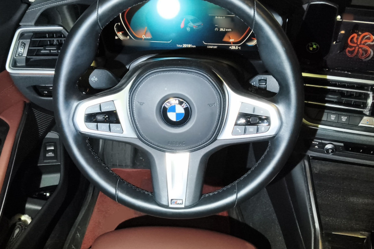 宝马3系 2022款 改款 325Li M运动套装局部细节13