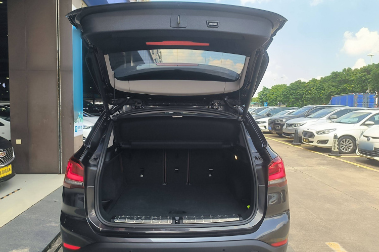 宝马X1 2021款 改款 sDrive25Li 领先型局部细节23