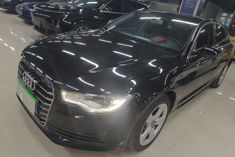 奥迪A6L 2015款 TFSI 百万纪念智领型车身外观1