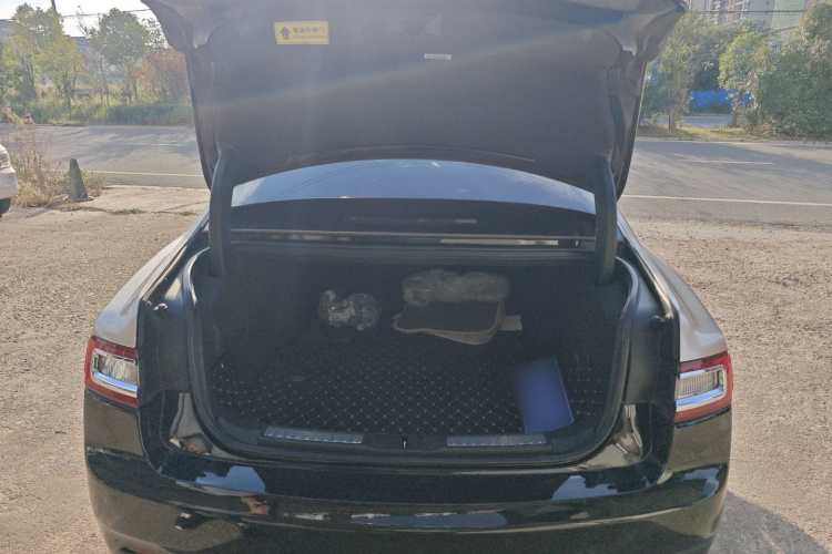 林肯大陆 2018款 2.0T 两驱尊享版局部细节23