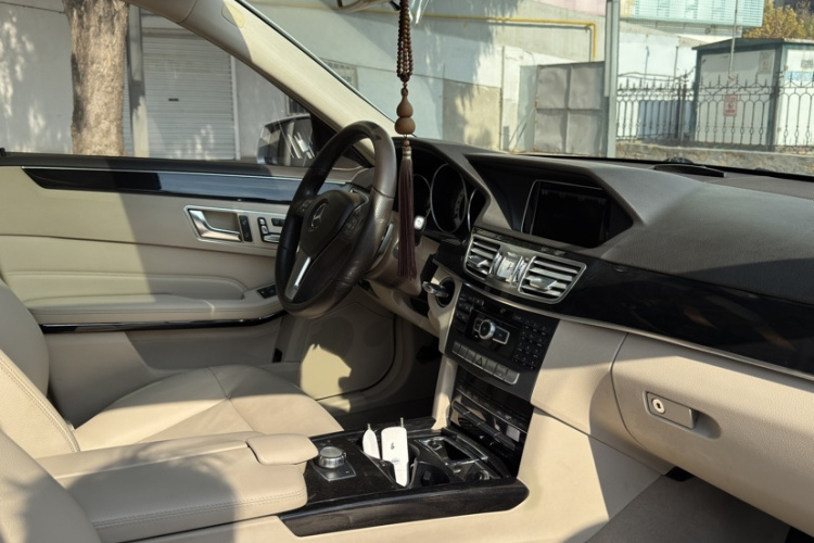 奔驰E级 2014款 E 260 L 运动型车身外观6003