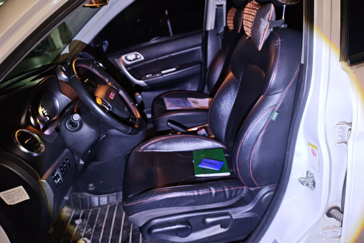 哈弗H6 2014款 升级版 1.5T 手动两驱精英型中控内饰19