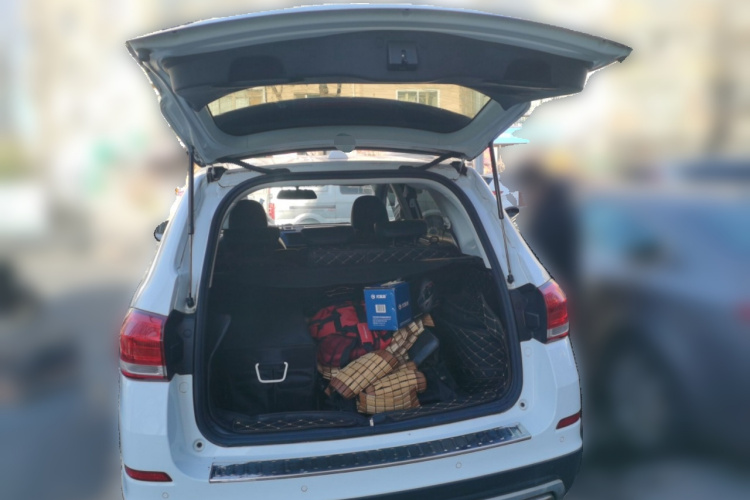 哈弗H6 2018款 蓝标 运动版 1.5T 自动两驱精英型中控内饰23