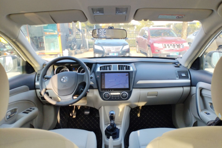 东风风神A60 2016款 1.5L 手动豪华型中控内饰7002