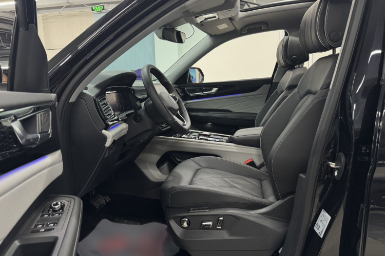 大众 途昂 2025款 380TSI 四驱出众版中控内饰7002