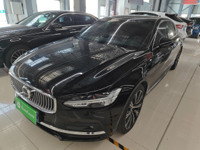 沃尔沃S90 2023款 B5 智雅豪华版