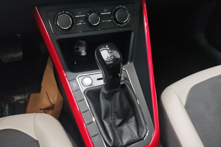 大众 Polo 2021款 Plus 1.5L 自动炫彩科技版局部细节18