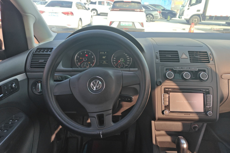 大众 途安 2014款 1.4T DSG 30周年纪念版中控内饰13