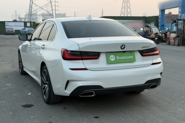 宝马3系 2020款 320Li M运动套装车身外观6002