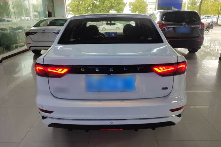 吉利汽车 帝豪 2023款 第4代冠军版 1.5L CVT豪华型车身外观6