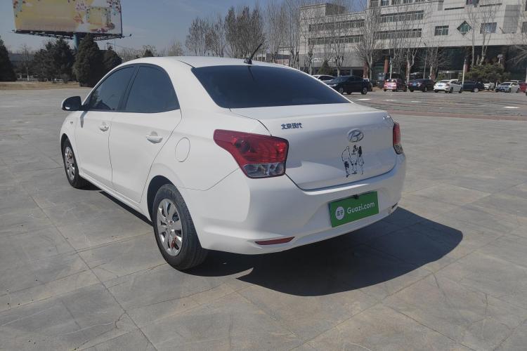 现代 瑞纳 2017款 1.4L 手动焕新版 国VI车身外观6004