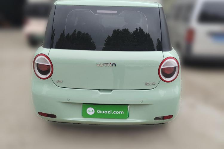 长安Lumin 2023款 205km 香沁款车身外观6004