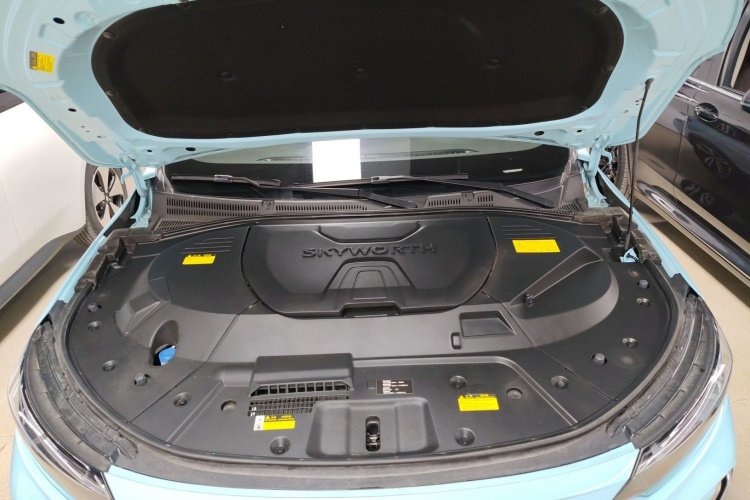 创维汽车 创维HT-i 2022款 1.5L PHEV 205KM 智远版Plus机舱底盘24