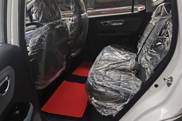 埃安 AION Y 2025款 Plus 510 智享版中控内饰7004