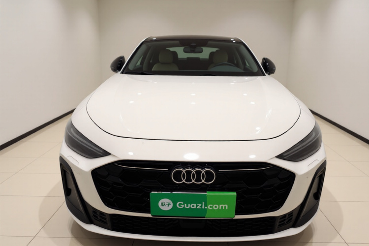 奥迪A5L 2026款 2.0T 运动版 Plus车身外观2