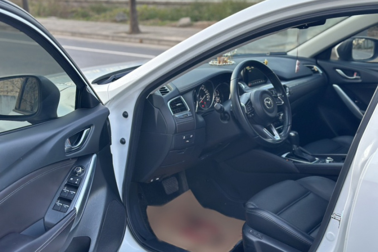 马自达 阿特兹 2018款 2.5L 蓝天运动版 国VI中控内饰7008